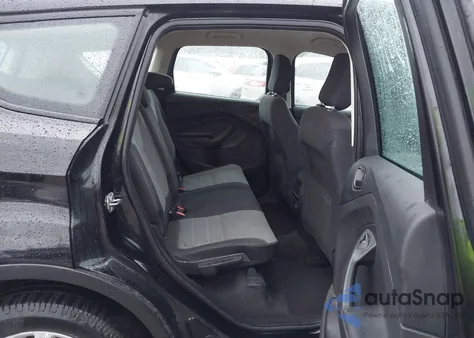 2019 Ford Escape S z USA, uszkodzony, nr VIN 1FMCU0F74KUC47647
